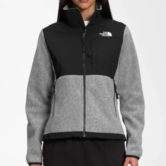 The North Face NWT Women's Medium Black Gray Denali Fleece Full Zip Jacket Warm - Picture 1 of 5